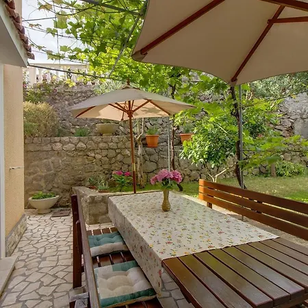Biserka Apartment *